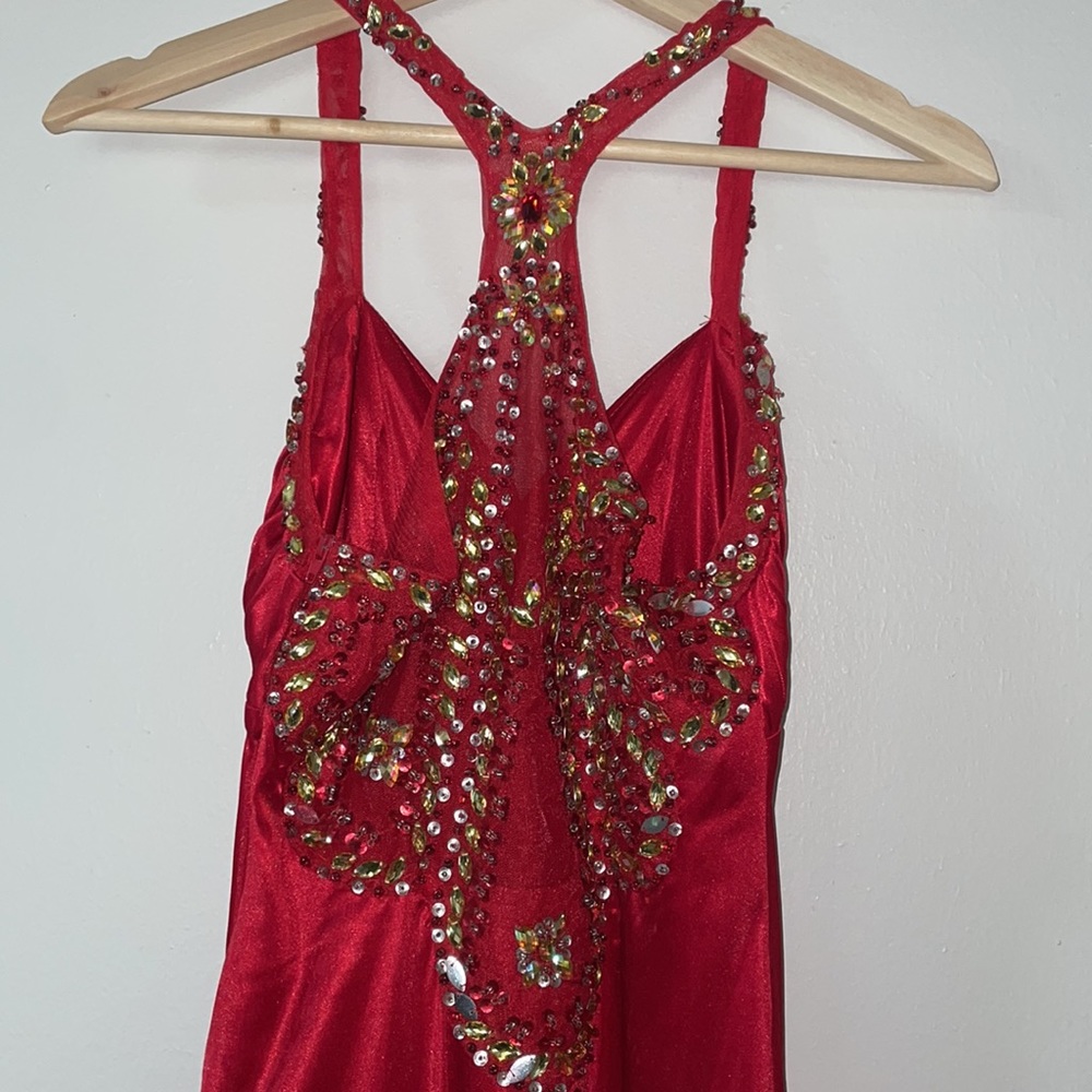 Red prom dress ❣️ - Picture 4 of 5